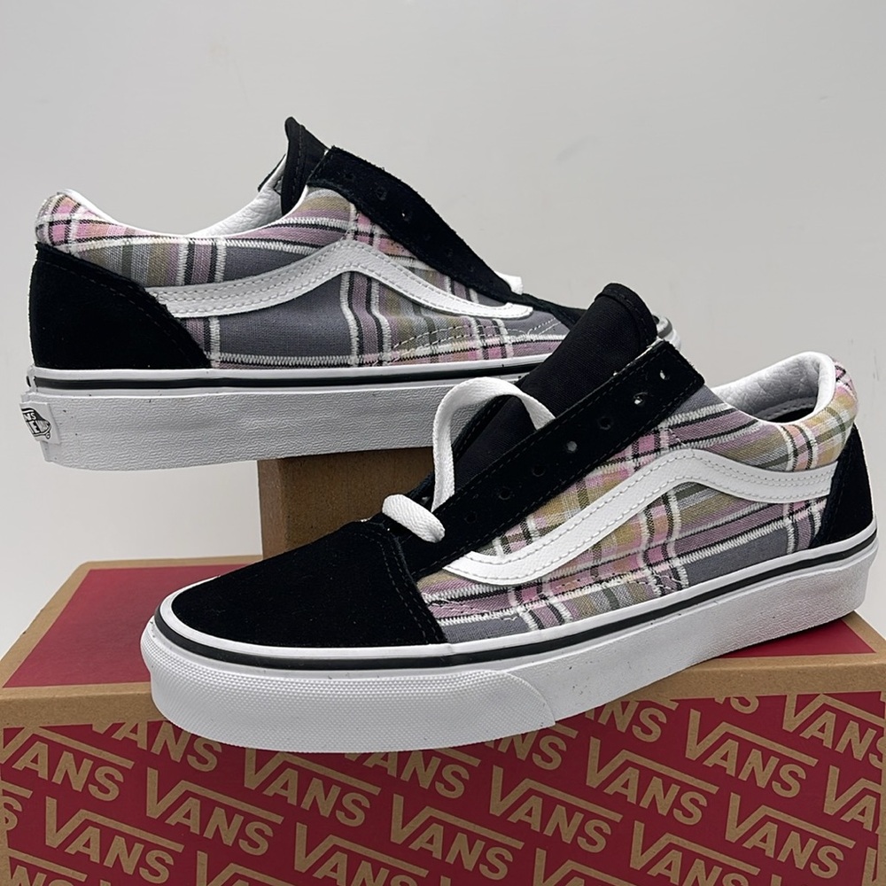 Vans WMNS Plaid Sneakers with Black Accents Old Skool
Plaid Gray/Blk
VN000CP5239 - Picture 9 of 16